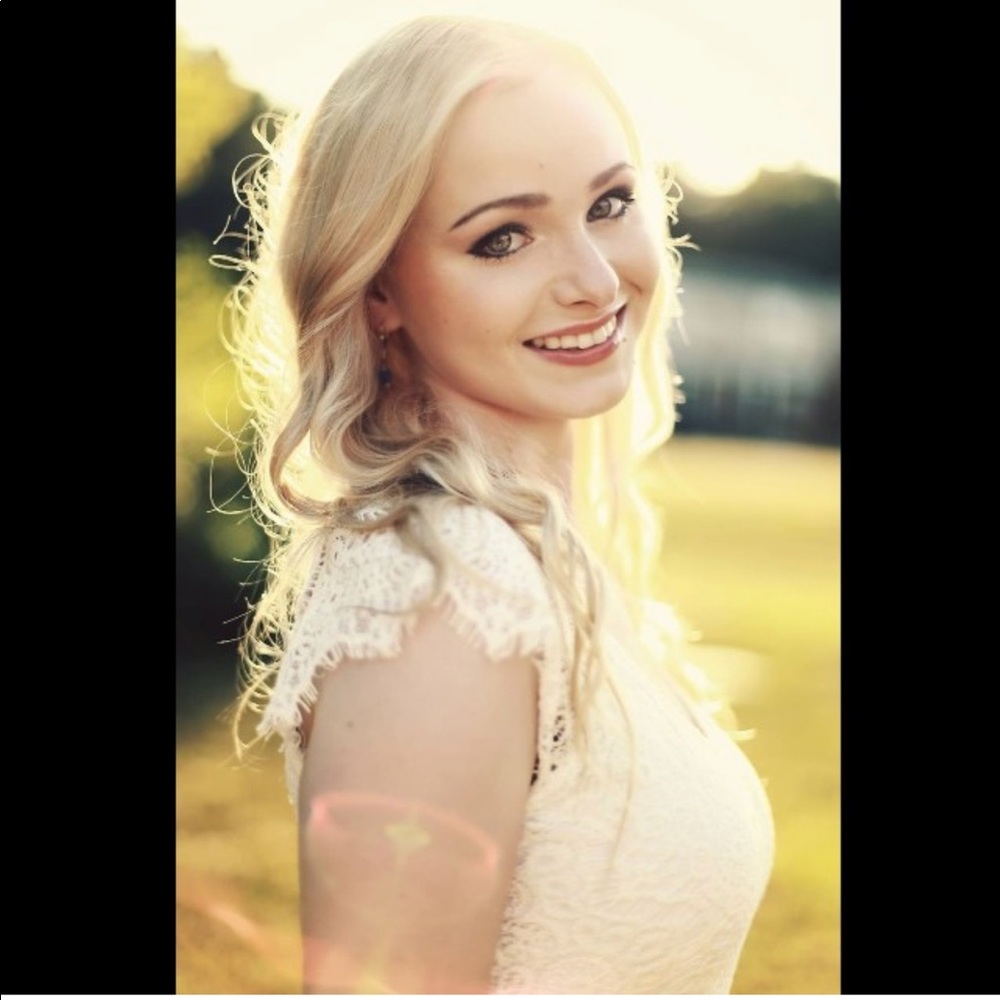 Beautiful white lace dress by youarenotalone.